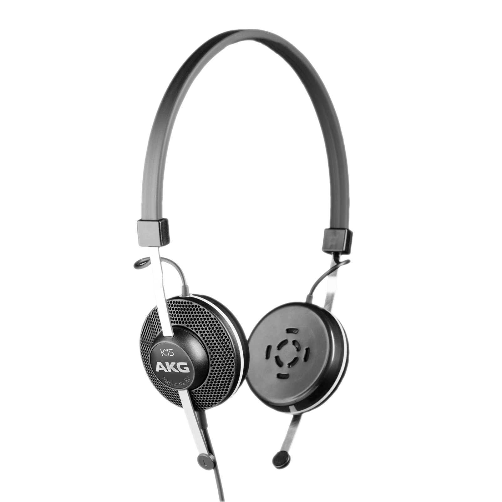 AKG AKG
